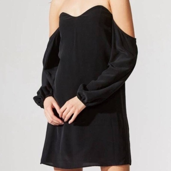 NWT Bailey 44 Women Dress MEDIUM Silk Black Devotion Mini Formal Wedding Classic - Picture 2 of 8